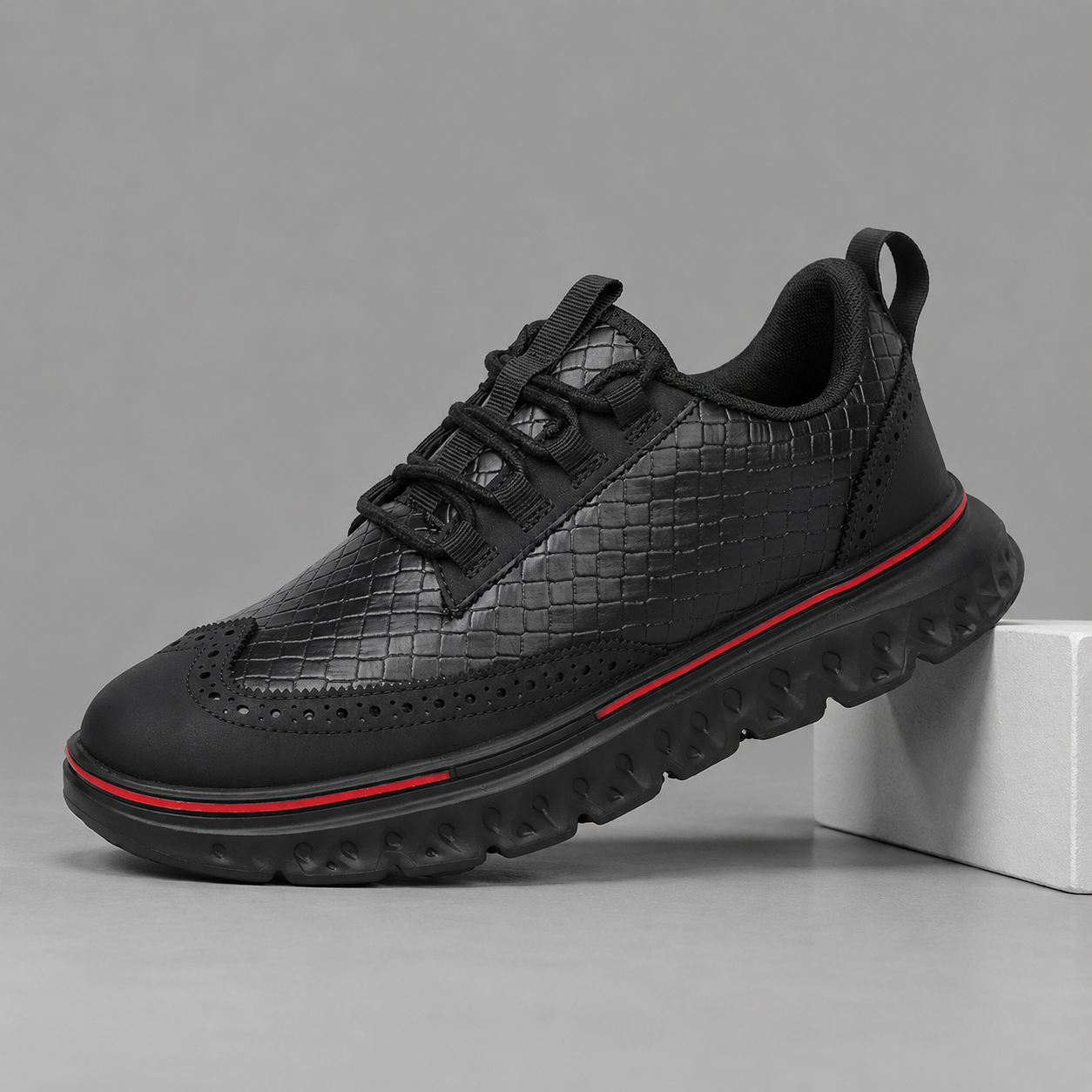 Harwick Leather Sneakers